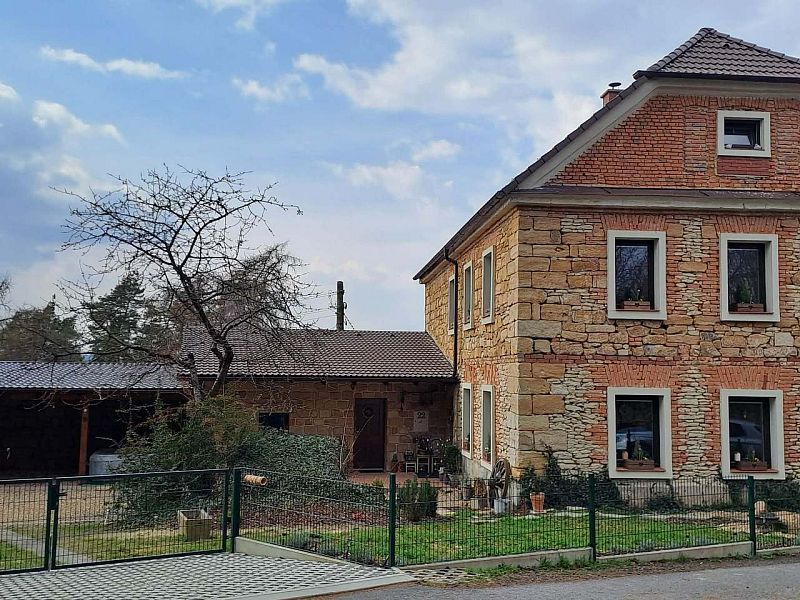 kamenna-chalupa-dd4c-4517-1142833-w800