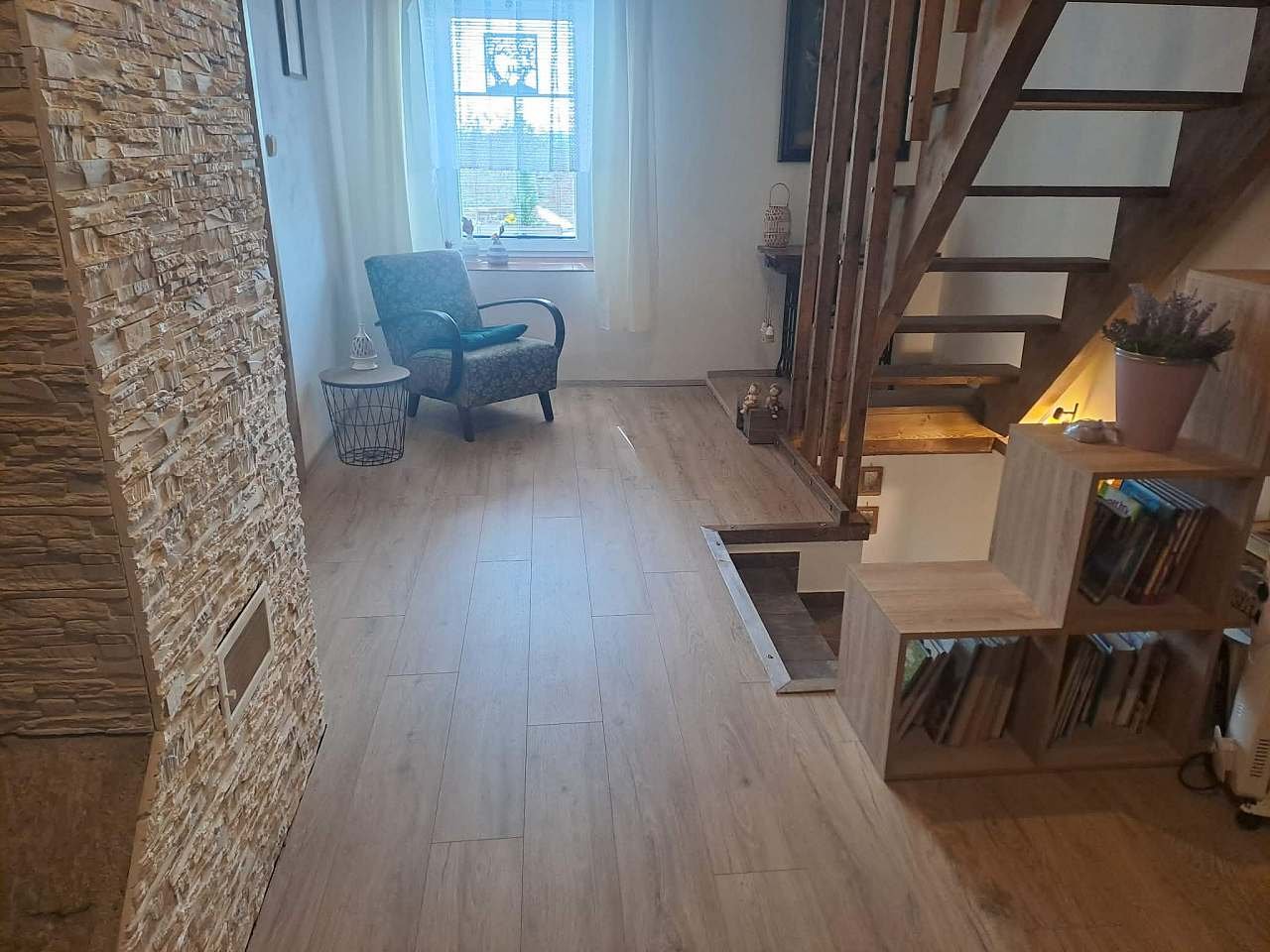 wkfm8e8r-5739-3c47-1142908